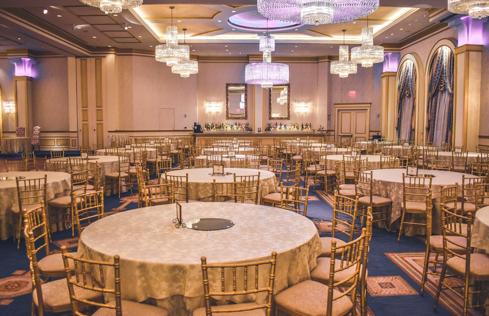 Grand lobby of Jinsha resort with golden lights